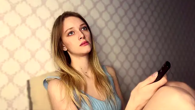 Evvie Summn1 online show from March 2, 2026, 7:15 am