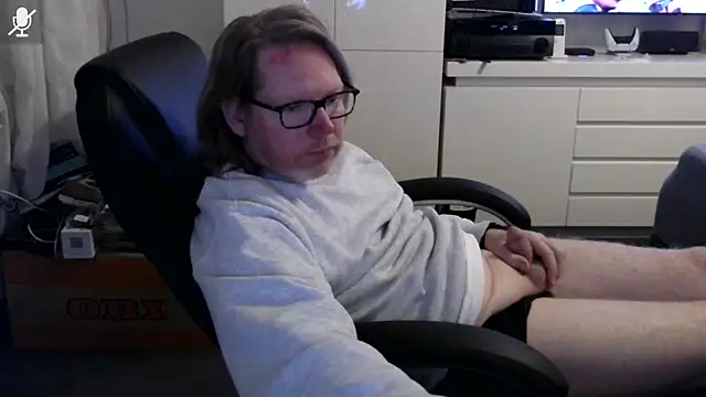 VSteph online show from April 9, 2026, 10:27 pm