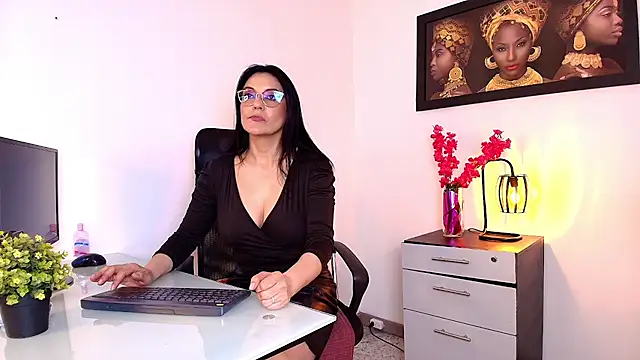 Zuzana21 online show from October 20, 2025, 1:11 pm