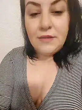 Tamara1955 online show from February 5, 2025, 11:50 pm