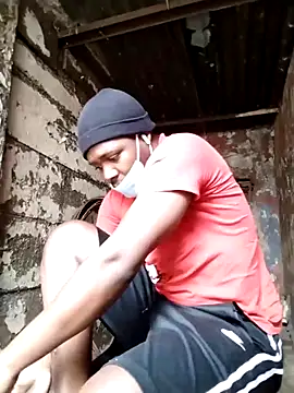 Snapshot of Polygamist chatting on February 15, 2026, 7:42 am Polygamist online show from February 15, 2026, 7:42 am