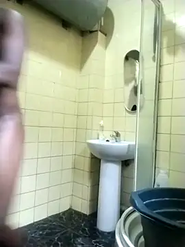 Polygamist online show from March 6, 2026, 9:48 am