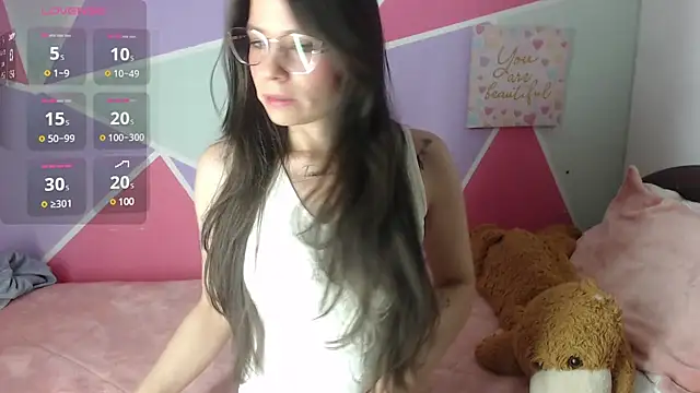 Snapshot of Mily_Miley chatting on February 7, 2025, 7:38 pm Mily Miley online show from February 7, 2025, 7:38 pm