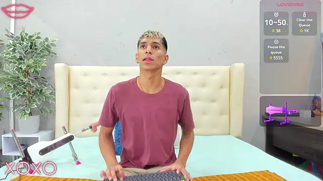 kieran derek online show from March 23, 2025, 3:21 am