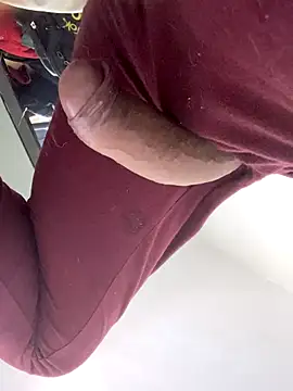 6MataGarcia online show from September 23, 2025, 5:31 pm