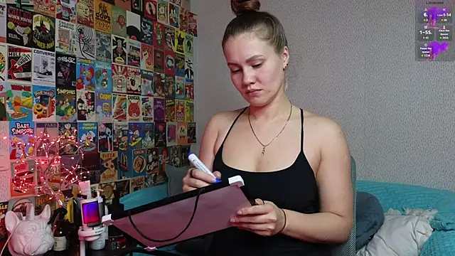 LittleLeen online show from October 24, 2025, 3:00 pm