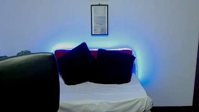 Snapshot of NatalyEscobar_lx chatting on February 23, 2026, 1:12 pm NatalyEscobar lx online show from February 23, 2026, 1:12 pm