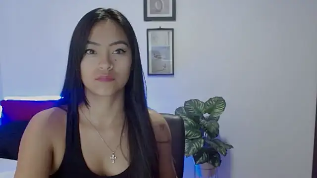 NatalyEscobar lx online show from April 9, 2026, 2:12 pm