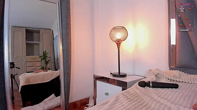 Snapshot of megansky18 chatting on February 19, 2025, 11:04 pm megansky18 online show from February 19, 2025, 11:04 pm