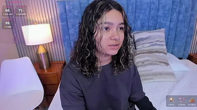 pretty sunlight  online show from March 13, 2026, 1:32 am