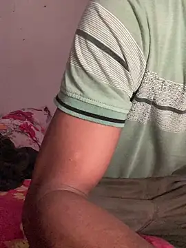 Johnras121 online show from April 1, 2026, 11:55 am