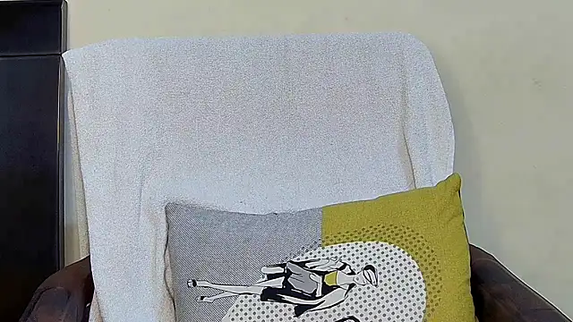 MIss-Naina online show from November 7, 2025, 9:03 am