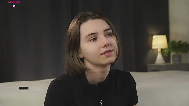 Snapshot of MeghanElson chatting on February 17, 2026, 1:19 pm MeghanElson online show from February 17, 2026, 1:19 pm