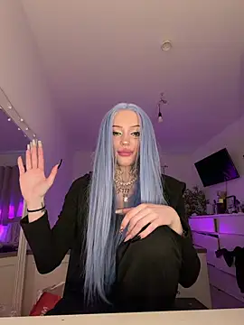 madelinexx online show from February 13, 2026, 12:16 pm