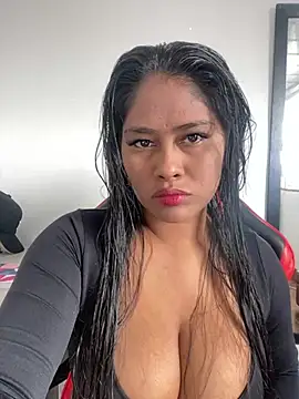 hurren pasha online show from December 16, 2024, 7:43 pm