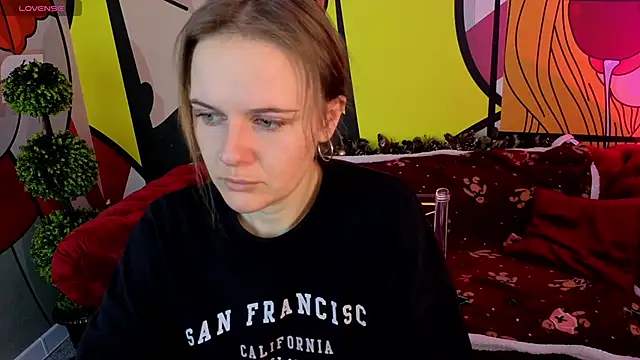 MaribelRiverr  online show from December 14, 2025, 6:41 am