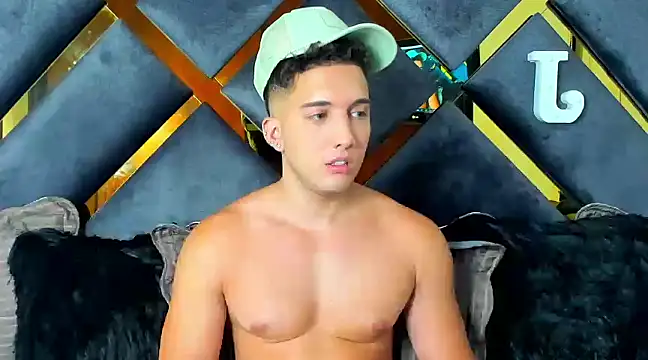 Snapshot of jeicob_stone chatting on January 27, 2025, 12:43 am jeicob stone online show from January 27, 2025, 12:43 am