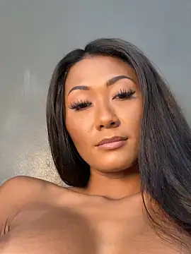 Snapshot of thai-dreamgirl chatting on February 3, 2026, 2:53 am thai-dreamgirl online show from February 3, 2026, 2:53 am