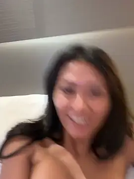 Snapshot of thai-dreamgirl chatting on February 7, 2026, 12:40 am thai-dreamgirl online show from February 7, 2026, 12:40 am