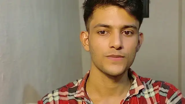 kingkartik7 online show from November 27, 2025, 3:23 pm