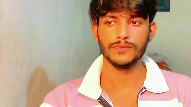 kingkartik7 online show from May 15, 2026, 3:54 pm