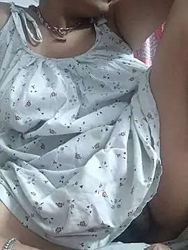 miss-Riy online show from March 29, 2026, 5:25 pm