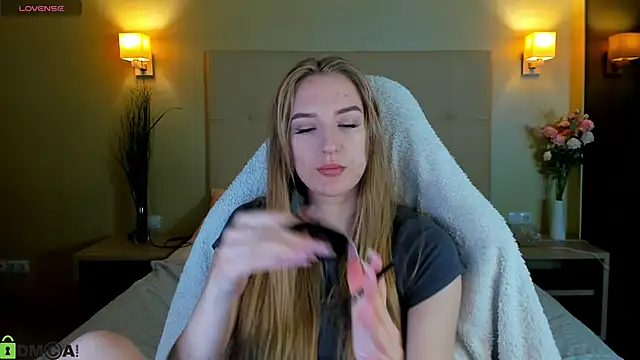 Snapshot of Stacy_River chatting on February 19, 2026, 9:28 am Stacy River online show from February 19, 2026, 9:28 am