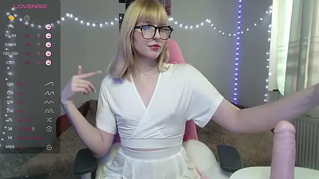 Snapshot of joy_pretty chatting on December 20, 2024, 7:44 am joy pretty online show from December 20, 2024, 7:44 am