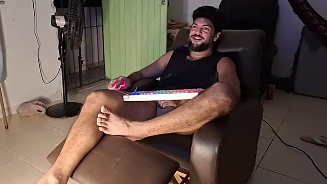 LUH133 online show from April 16, 2026, 9:37 pm