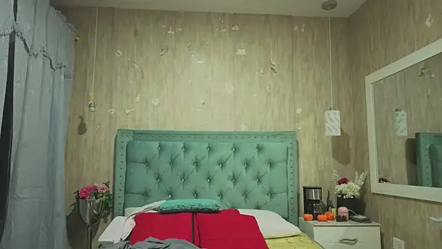 Snapshot of Marcelaa_fox chatting on July 9, 2026, 8:30 pm Marcelaa fox online show from July 9, 2026, 8:30 pm