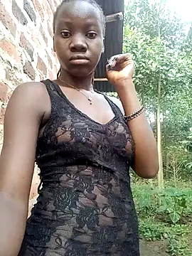 Black juicy24 online show from March 12, 2026, 4:29 am