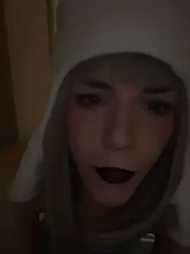 PeachyPrim online show from July 11, 2026, 12:55 am
