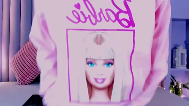 StefanyWilliams  online show from October 29, 2025, 3:05 am