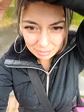 Sweel Leyva18 online show from February 13, 2025, 8:24 pm