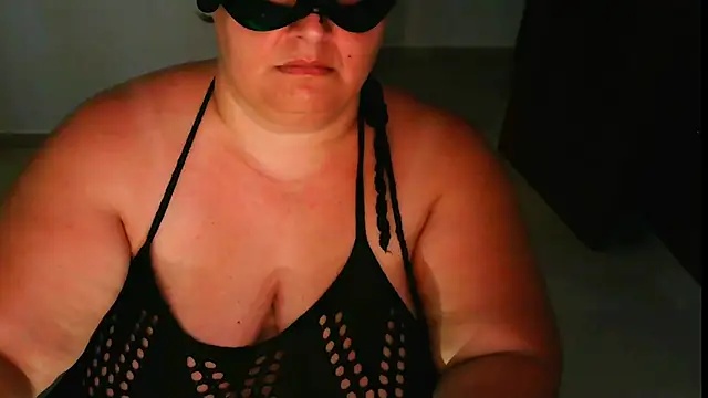 Snapshot of passionduo4 chatting on June 8, 2026, 5:35 pm passionduo4 online show from June 8, 2026, 5:35 pm