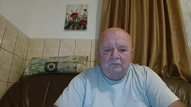 fullballs6 online show from October 15, 2025, 2:43 am