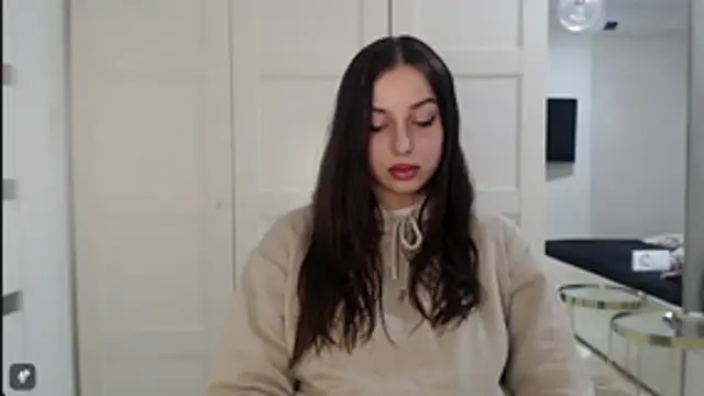 Snapshot of courtneyPerfect chatting on November 3, 2025, 3:15 pm courtneyPerfect online show from November 3, 2025, 3:15 pm