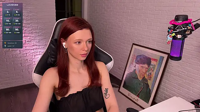 Snapshot of mirai_meeow chatting on December 11, 2024, 5:37 pm mirai meeow online show from December 11, 2024, 5:37 pm