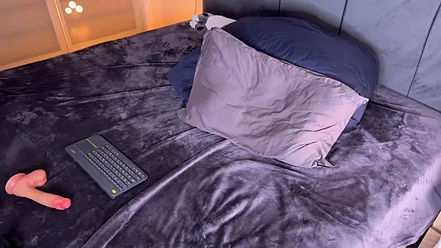 mirai meeow online show from January 31, 2026, 7:12 pm