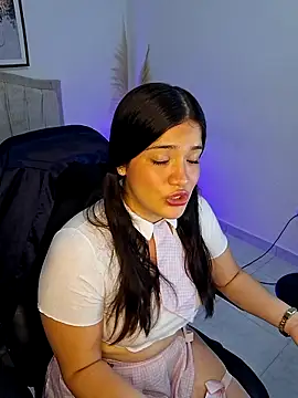 Alison girl20 online show from November 27, 2025, 8:42 pm