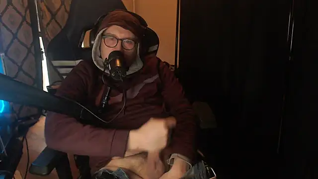 chicostick413 online show from March 26, 2026, 8:18 pm