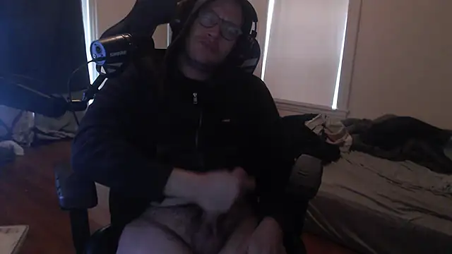 Snapshot of chicostick413 chatting on October 29, 2025, 5:12 pm chicostick413 online show from October 29, 2025, 5:12 pm