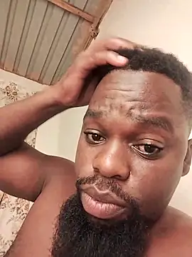 Snapshot of Chocolate_factory_man chatting on February 15, 2026, 2:45 am Chocolate factory man online show from February 15, 2026, 2:45 am