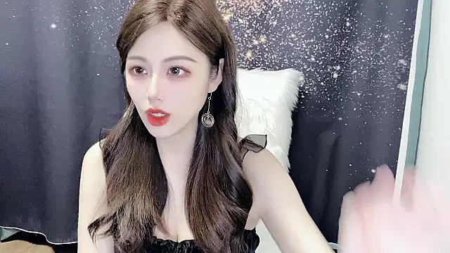 Snapshot of HOHO111111 chatting on December 12, 2024, 4:10 pm HOHO111111 online show from December 12, 2024, 4:10 pm