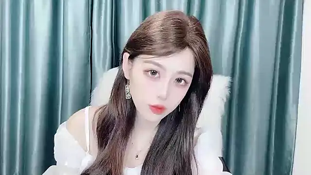 Snapshot of HOHO111111 chatting on December 3, 2024, 2:11 pm HOHO111111 online show from December 3, 2024, 2:11 pm