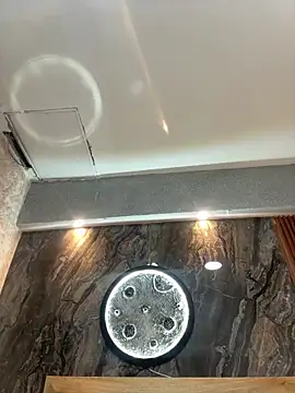 Snapshot of BellaPeers_ chatting on December 14, 2025, 12:11 pm BellaPeers online show from December 14, 2025, 12:11 pm