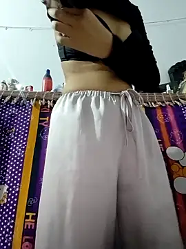 catreena online show from October 4, 2025, 7:04 pm