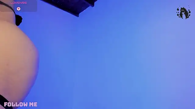 Iamvictoria06 online show from April 24, 2026, 10:34 pm