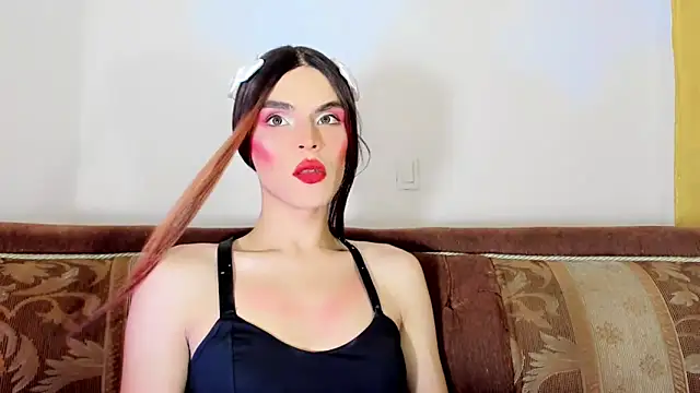 TatiGil online show from October 15, 2025, 8:28 pm