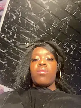 Snapshot of Thyana_LS chatting on March 22, 2025, 1:19 pm Thyana LS online show from March 22, 2025, 1:19 pm